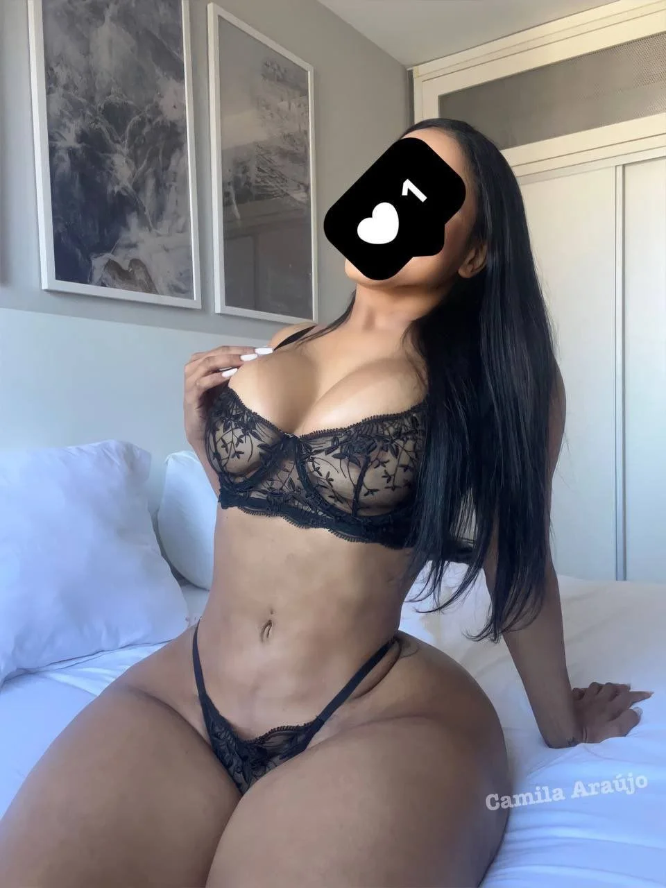 CAMILA ARAUJO