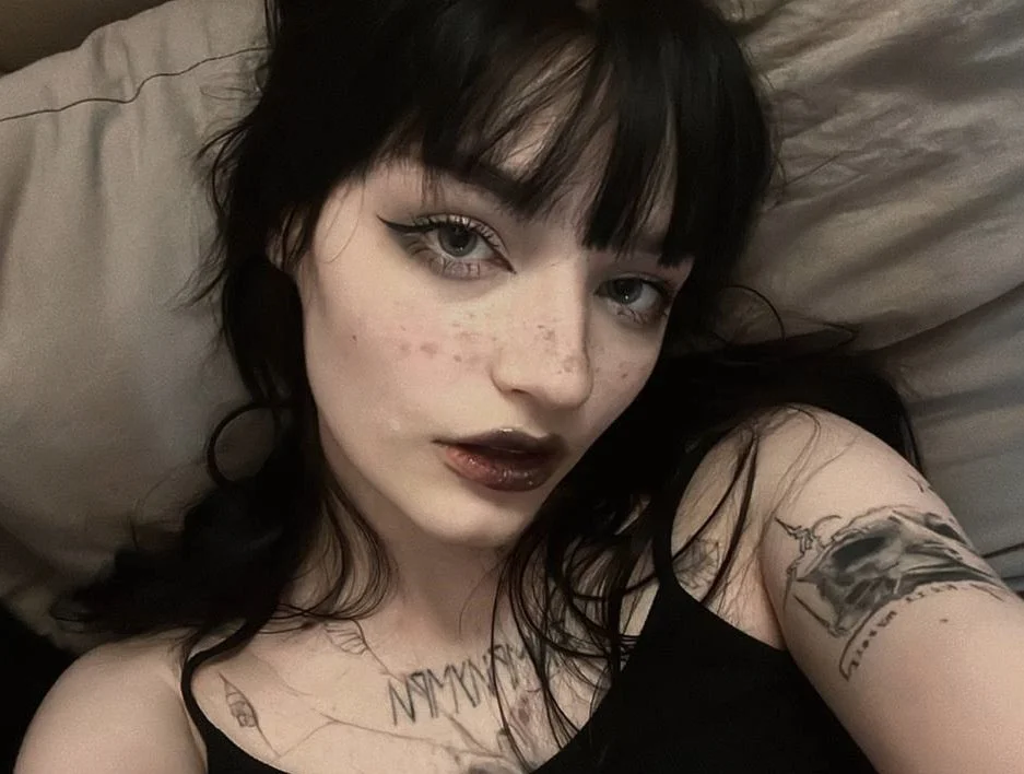 Your Personal Waifu yourpersonalwaifu