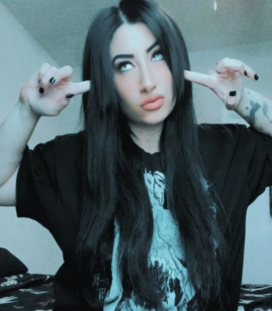 Poppy Carmine poppyxrated poppyxcarmine